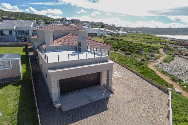 4 Bedroom Property for Sale in Jongensfontein Western Cape